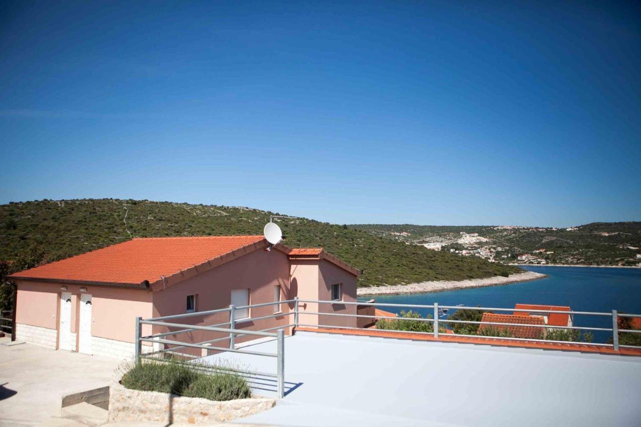 Apartments By The Sea Cove Ostricka Luka, Rogoznica - 13709 المظهر الخارجي الصورة