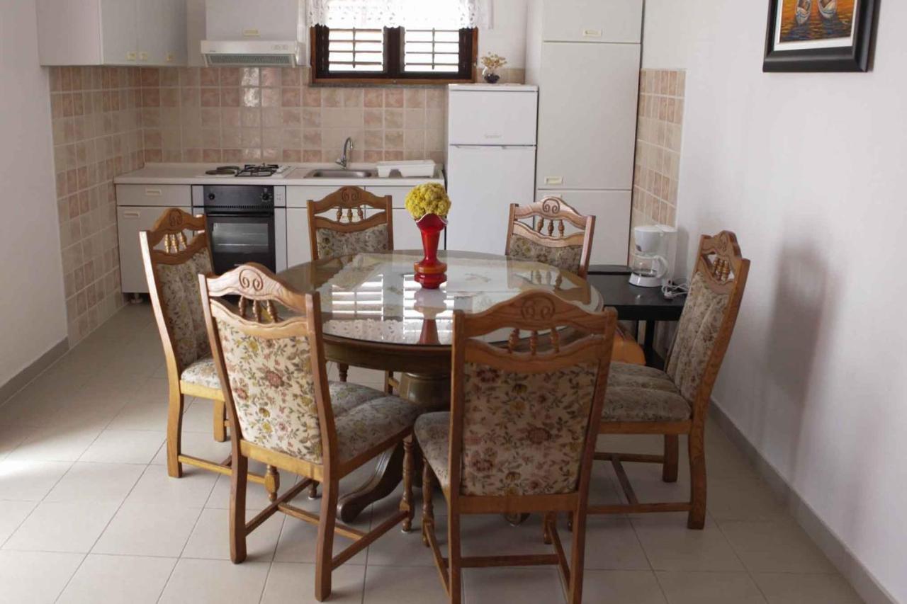 Apartments By The Sea Cove Ostricka Luka, Rogoznica - 13709 المظهر الخارجي الصورة
